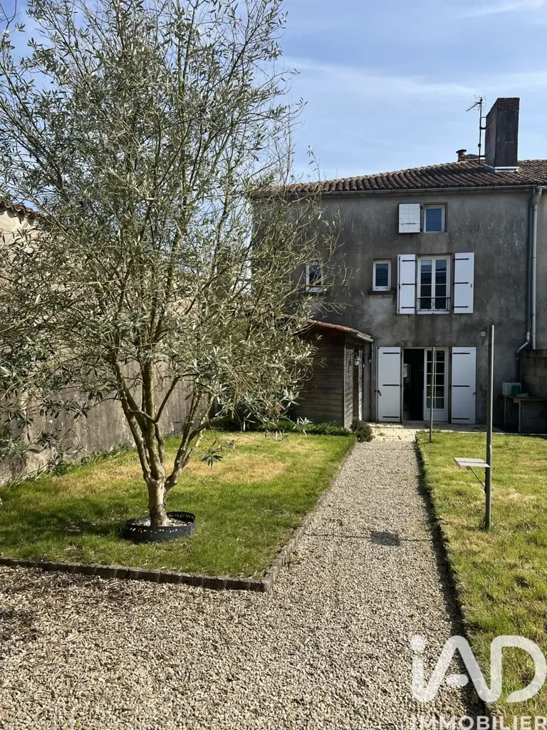 Maison 6 pièces à La forêt-sur-sèvre