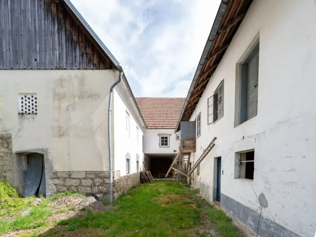 Giardino - Historic Mill with Schloss Proximity in Achleiten
