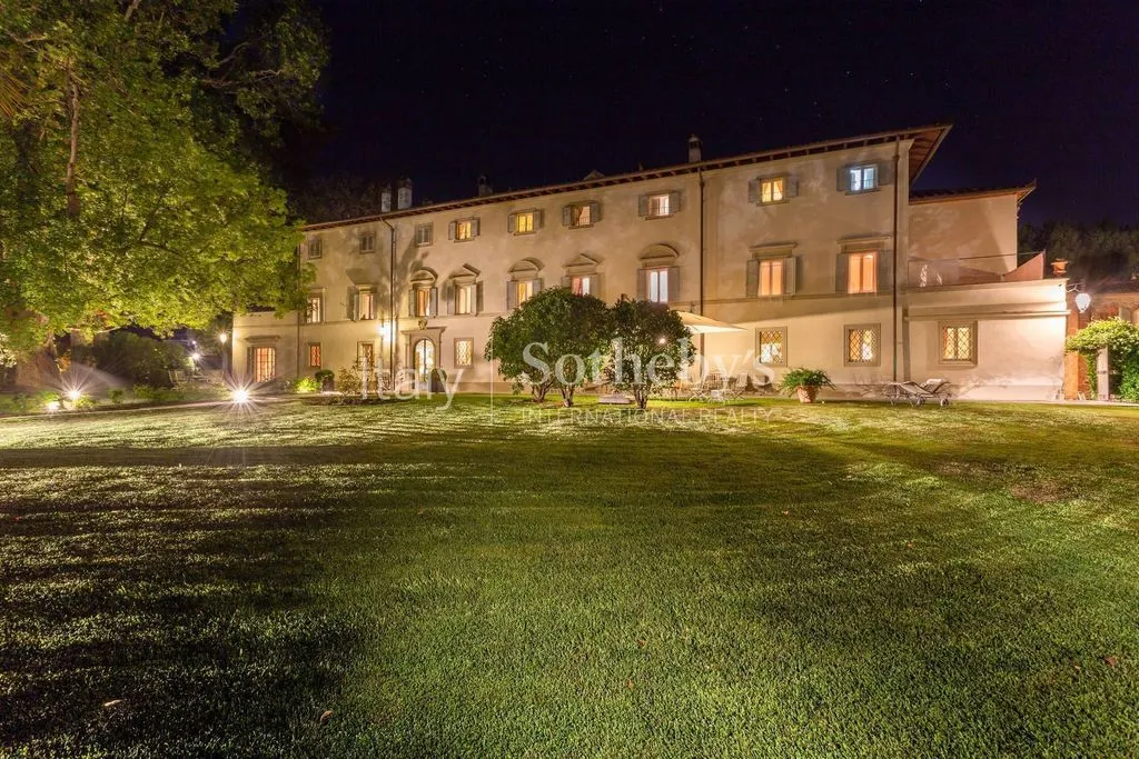 Välivaade - Historic Villa with Private Chapel in Montecatini Terme