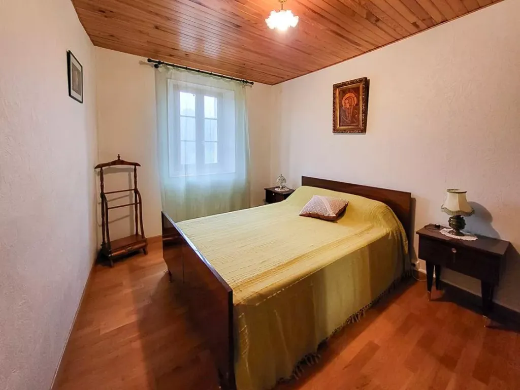 Chambres - Propriété Agricole avec Maison à Lauquet, Occitanie