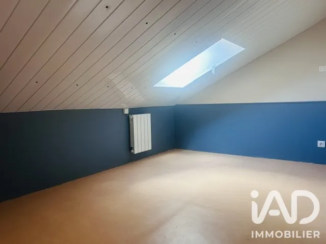 Pièces - Maison avec Terrasse et Vue Dégagée à Montluçon