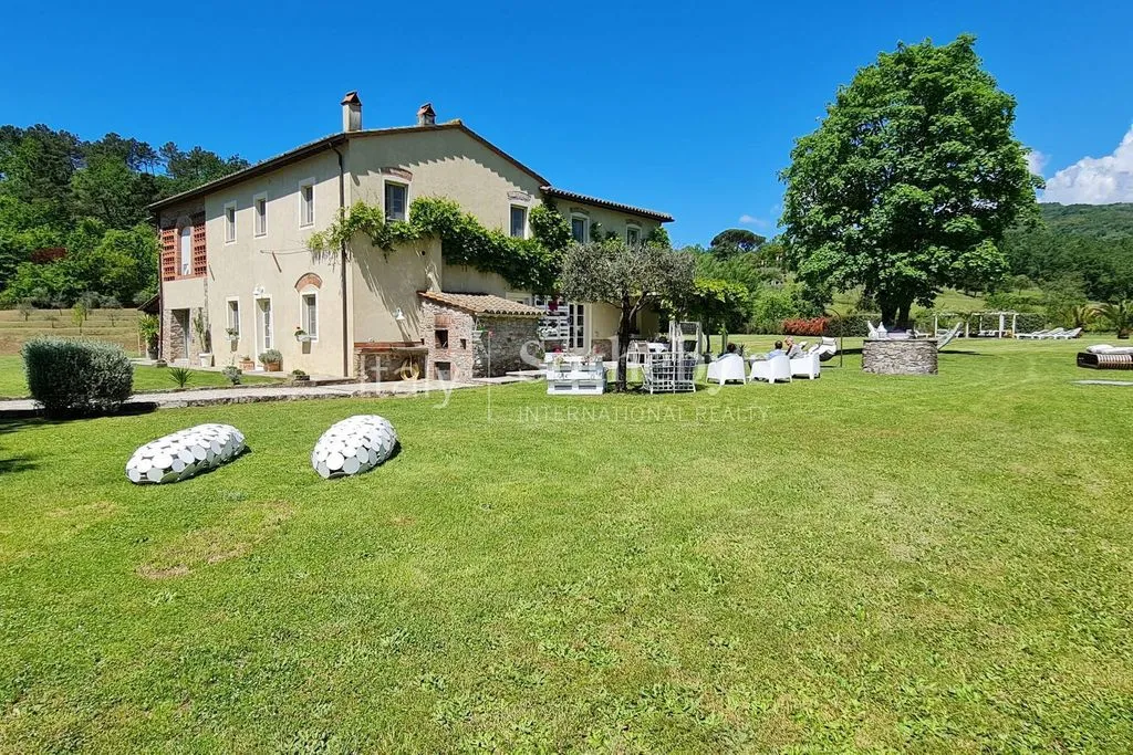 Jardin - Tuscan Farmhouse with Pool in Lucca