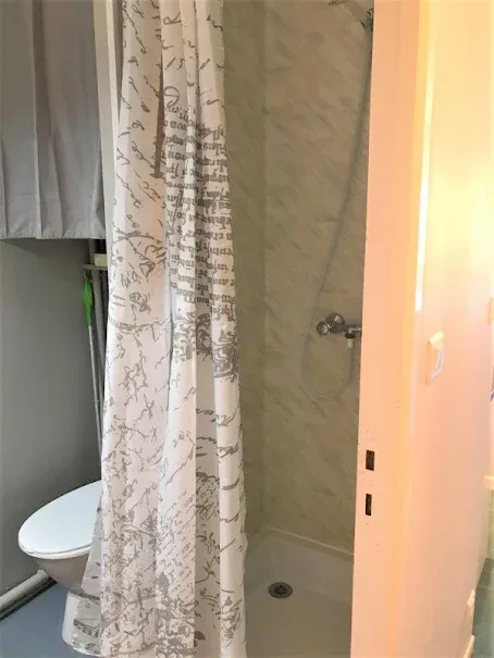 Salles de bain - Appartement Meublé pour Étudiant à Albi