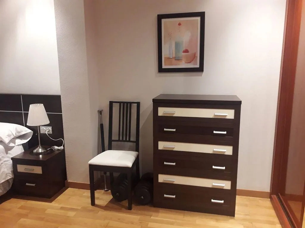 Magamistoad - 1-Bedroom Apartment with Balcony in Oviedo