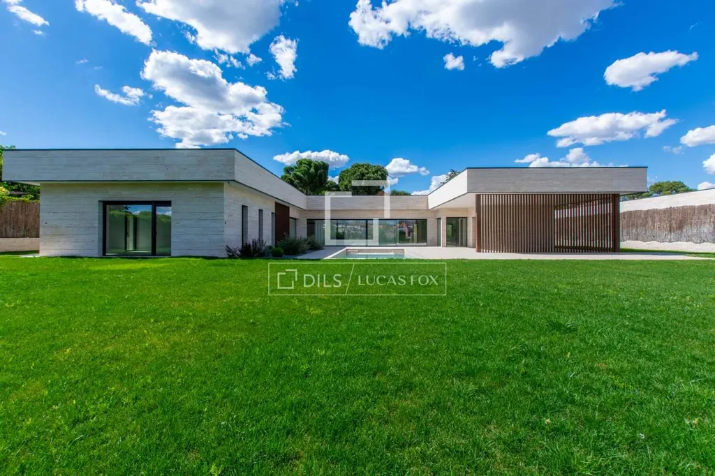 Exterior - Chalet with Pool in Las Lomas, Boadilla del Monte