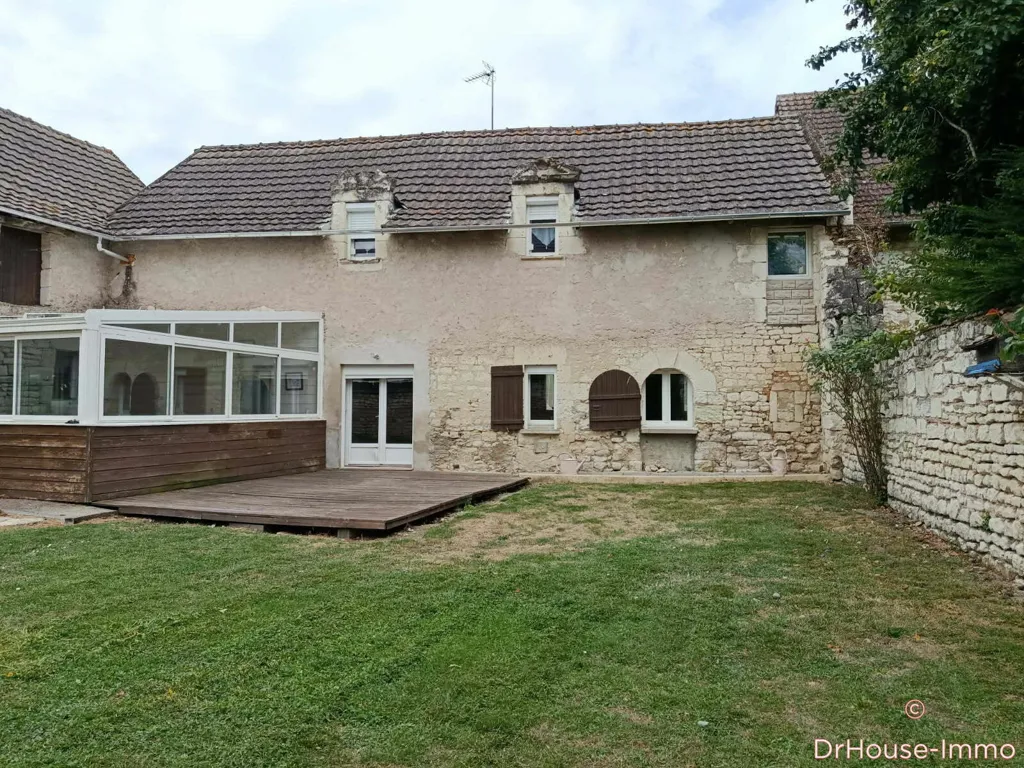 Aed - Charming Maison with Garden in Thure