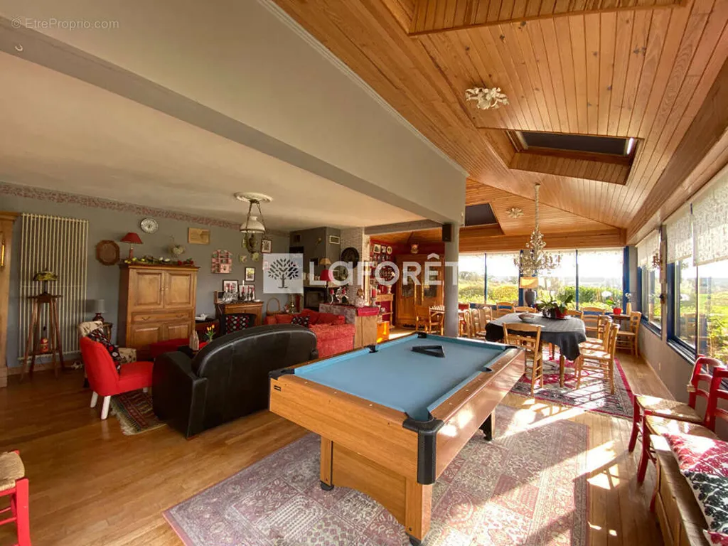Séjour - Maison avec Jacuzzi et Vue sur Trieux à Paimpol