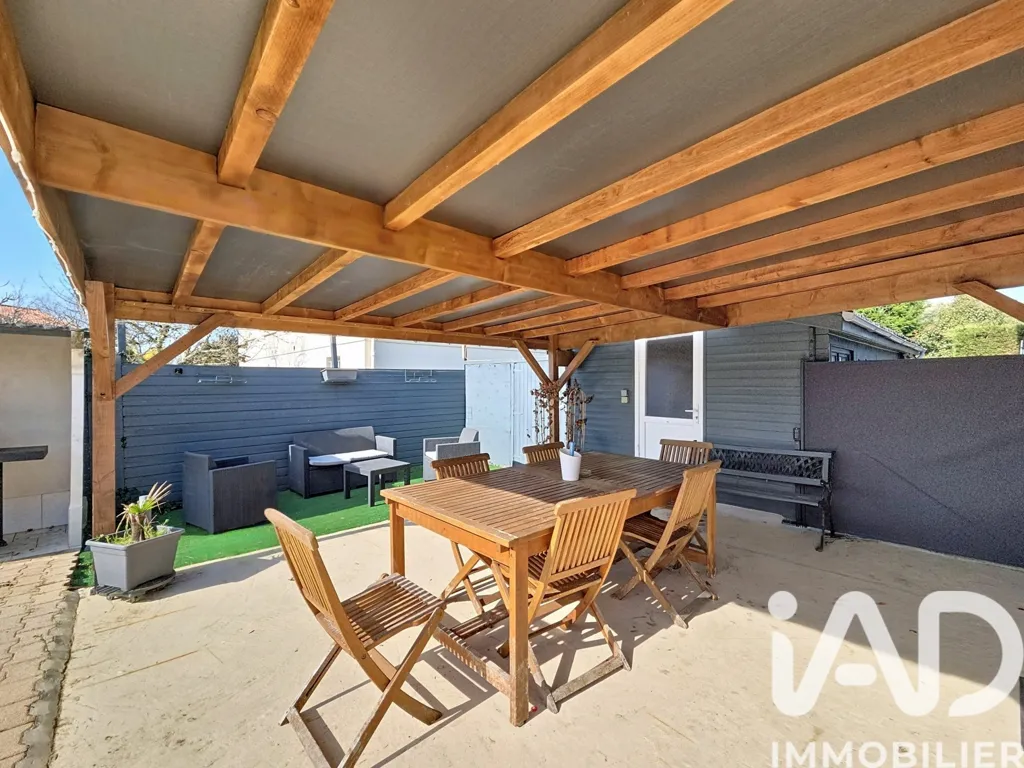 Terrass - Renovated House with Pool in Fleurance