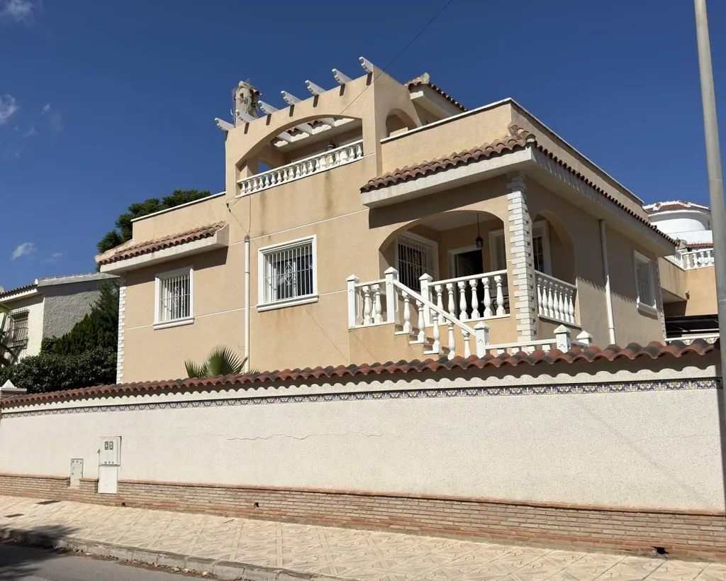 Välivaade - Seven-Bedroom Villa with Pool in Ciudad Quesada