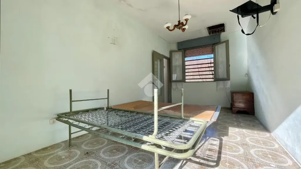 Chambres - Semi-detached House with Garden in Nimis