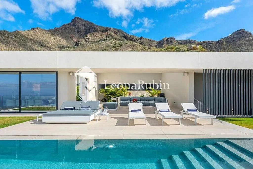 Bassein - Luxury Villa with Pool in Tenerife South