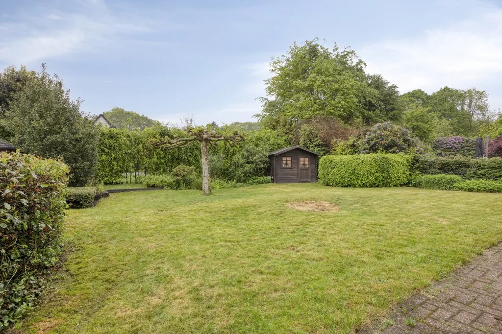 Garden - Open Building with Expansion Potential in Ekeren