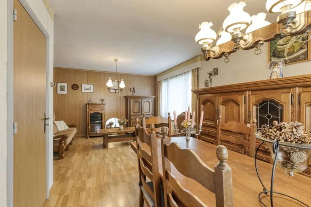 Sala da pranzo - House with Garden and Terrace in Boechout