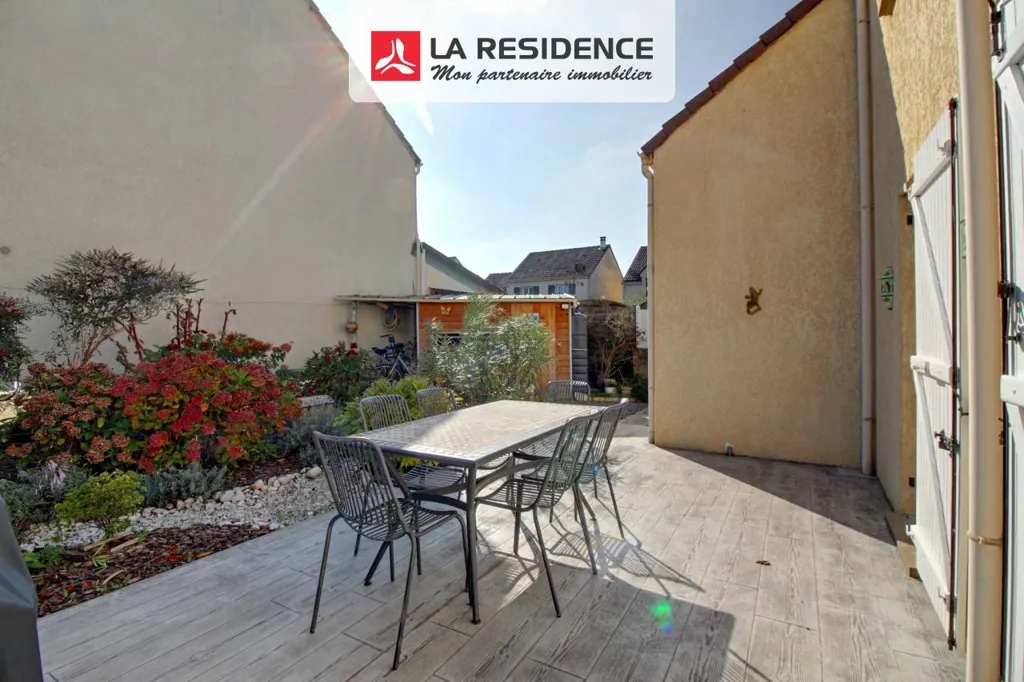 Terrass - Charming Pavilion with Garden in Poissy