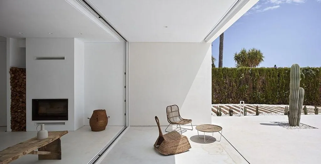 Terrace - Modern Villa with Pool in Estepona West