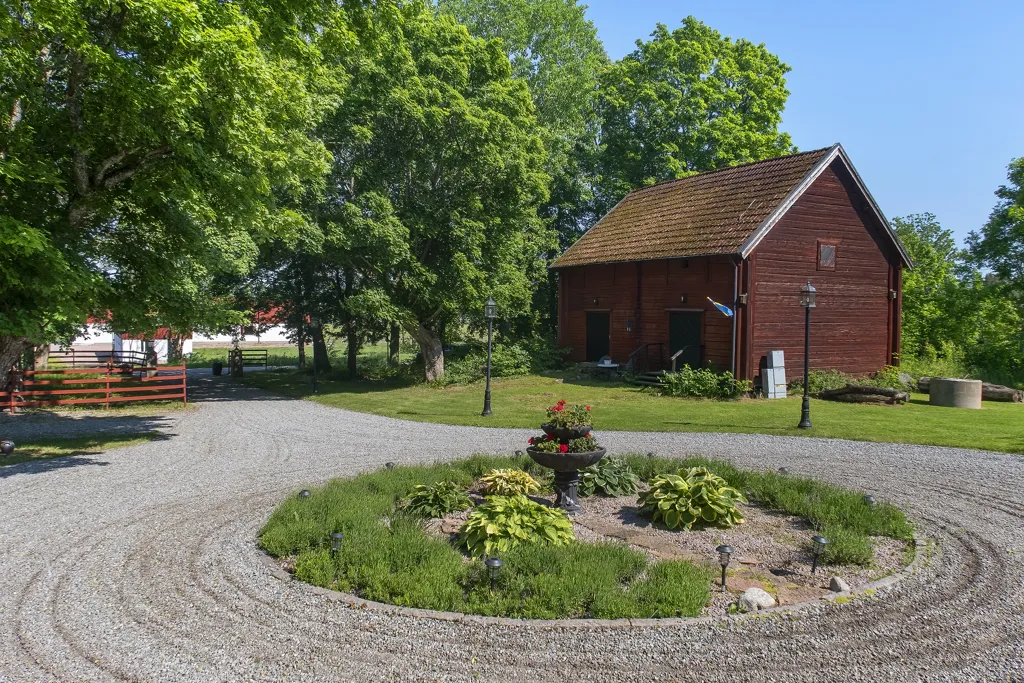 Välivaade - Equestrian Estate with Stables in Kolbäck
