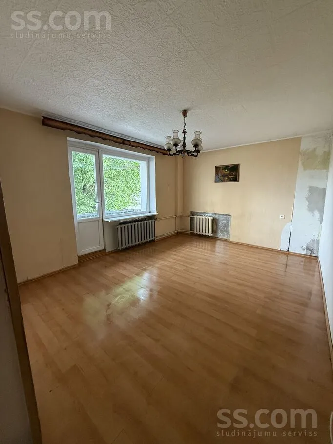 Elutuba - 2-Bedroom Apartment with Balcony in Daugavpils Centre