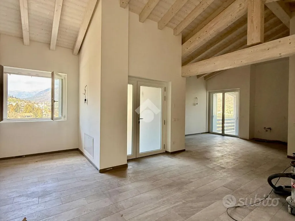 6-room house in IT