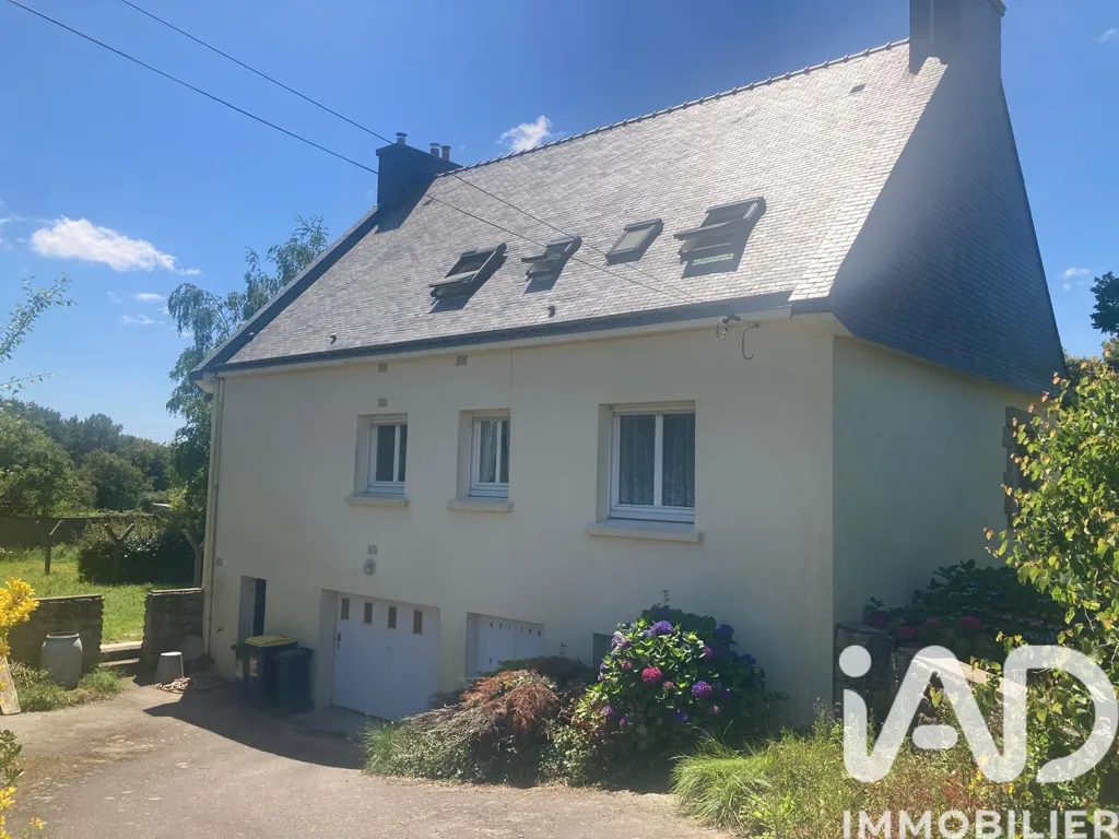 Extérieur - Maison Traditionnelle avec Jardin à Caudan