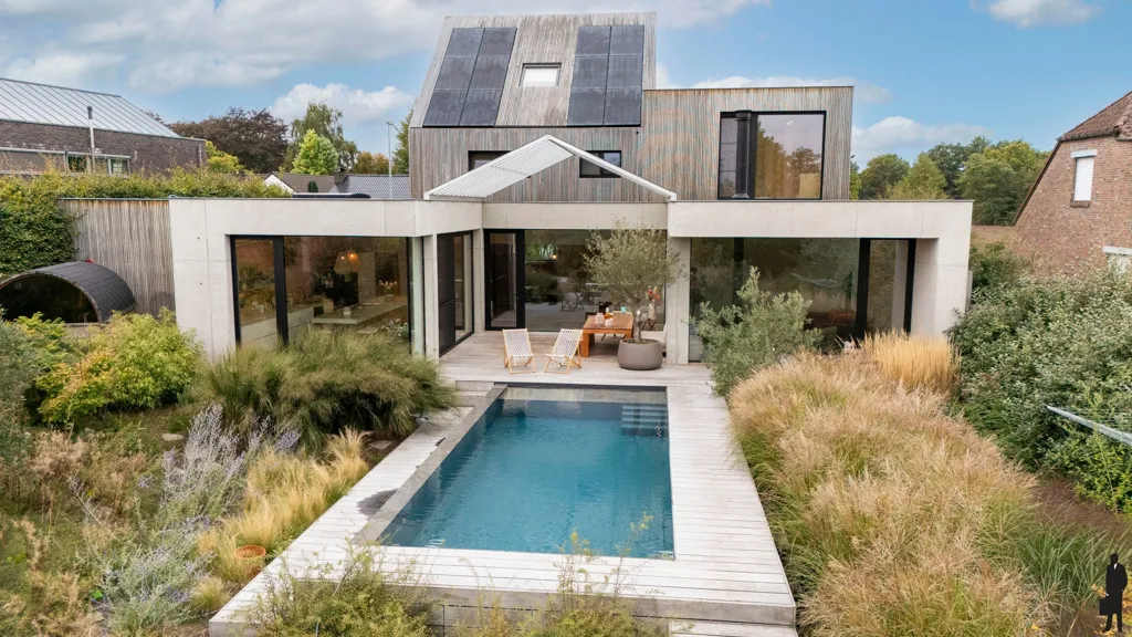 Õhuvaade - Architect's Villa with Infinity Pool in Olmen