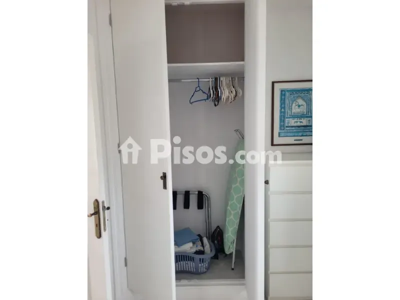 Pièces - Restaurant with Apartments in Cala de Bou