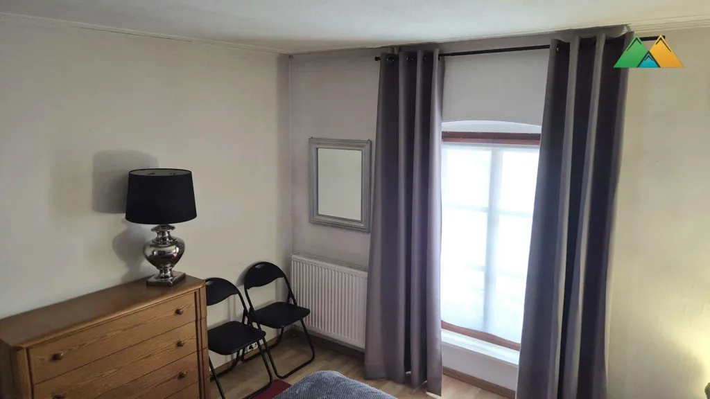 Chambres - Maison avec Terrasse et Jardin à Wormeldange