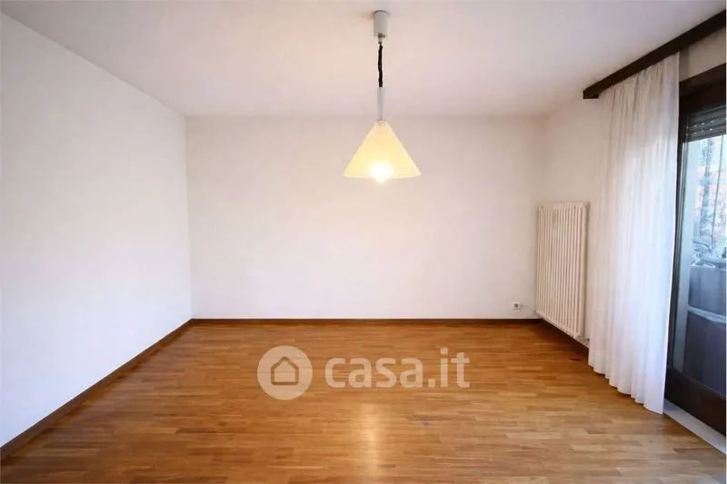 Toad - Three-Bedroom Apartment with Terraces in Thiene
