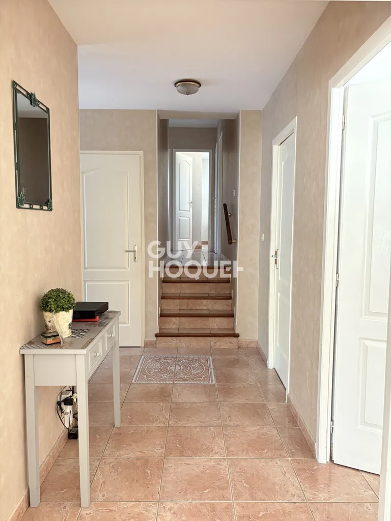 Entrée - Maison avec Piscine dans le 9ᵉ Arrondissement