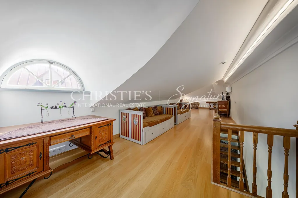 Habitaciones - Historic 4-Bedroom Flat in Tallinn City Centre
