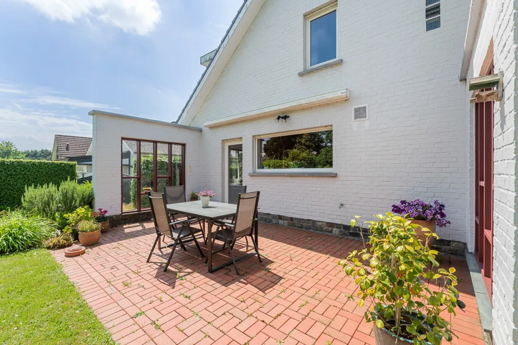 Terrasse - Maison Individuelle avec Sous-Sol Complet à Meise