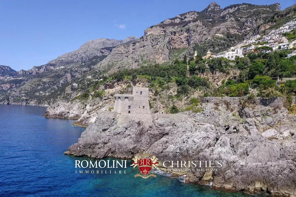 Välivaade - Waterfront Villa with Sea Access on Amalfi Coast