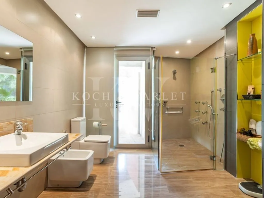 Vannitoad - Luxury Villa with Panoramic Views in Javea