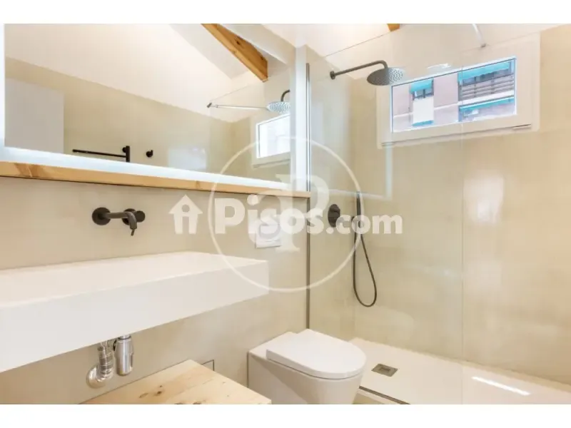 Bathrooms - Duplex with Sea View in El Cabanyal-El Canyamelar