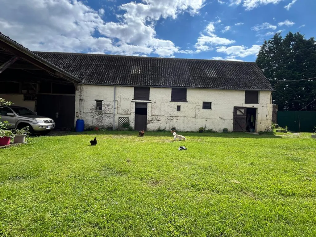 Jardin - Corps de Ferme avec Dépendances et Box à Compiègne