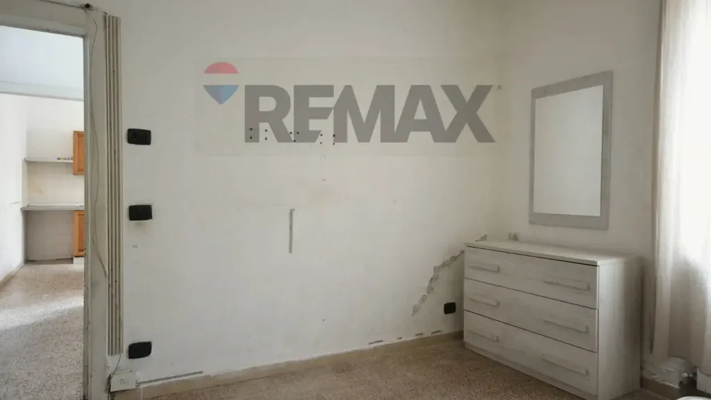 Rooms - Independent House with Balcony in Carcare