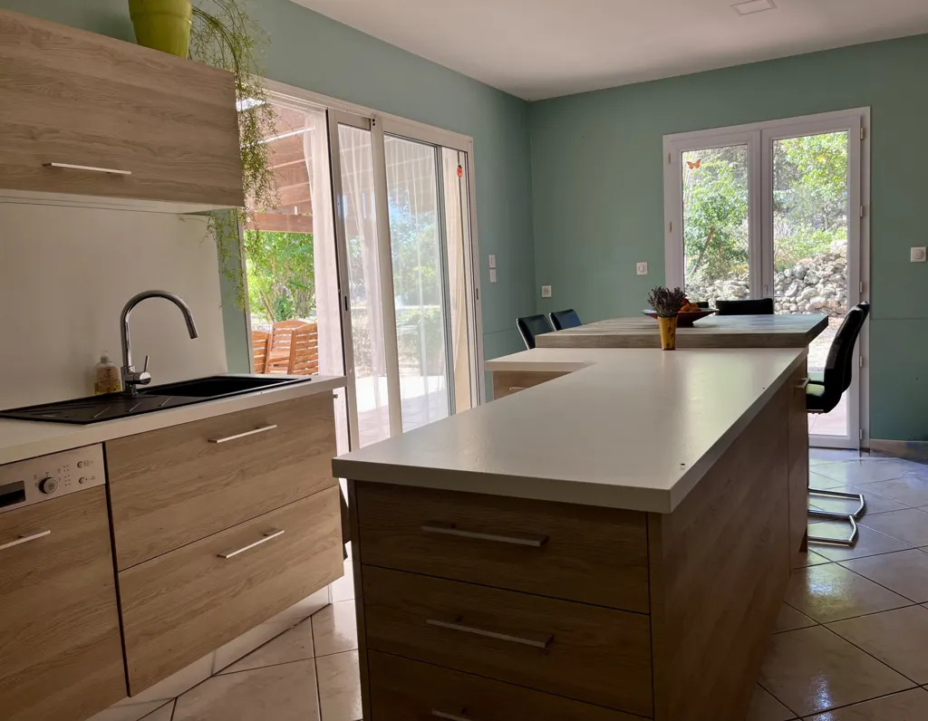 Kitchen - 6-Bedroom House with Pool on Wooded Plot in Calm Area