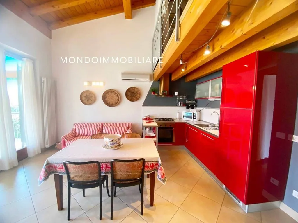 Salle à manger - 2-Bedroom Lakefront Flat in Sirmione