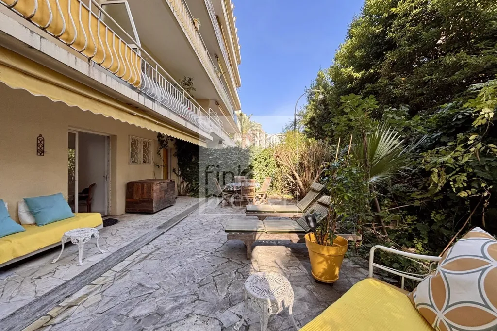 Terrasse - Appartement avec jardin à Cannes
