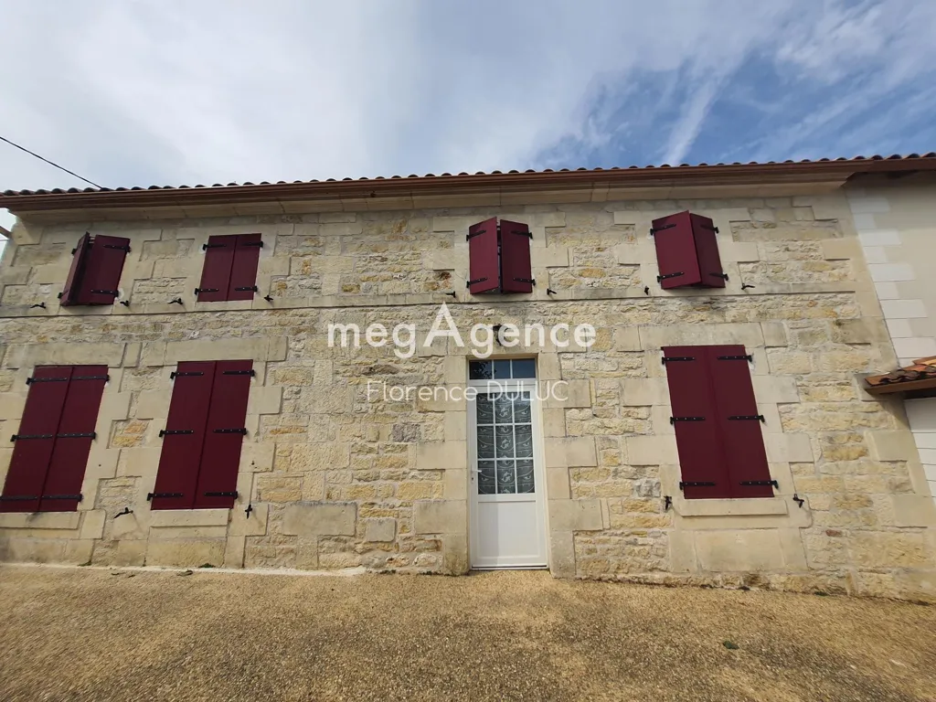 Esterno - Renovated Charentaise with Dependencies in Saint-Savinien
