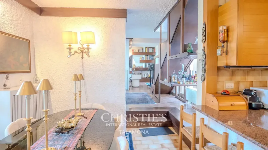 Kitchen - Lakefront Villa with Private Park in Ranco