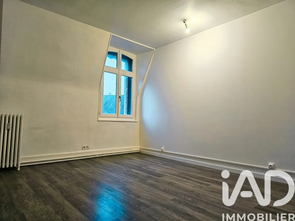 Toad - Characterful Flat with Parking in Limoges