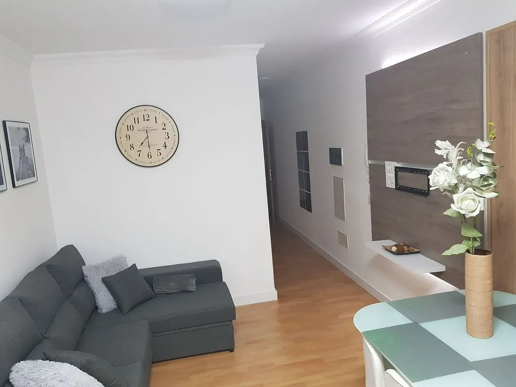 Soggiorno - Spacious Flat with South Orientation in Calle Almagro