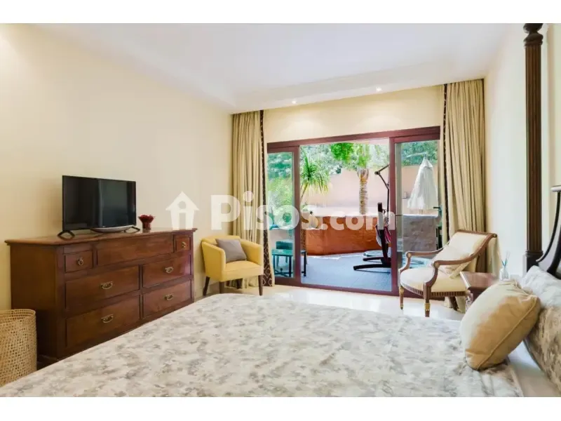 Magamistoad - Luxury Apartment with Jacuzzi Terrace in Estepona