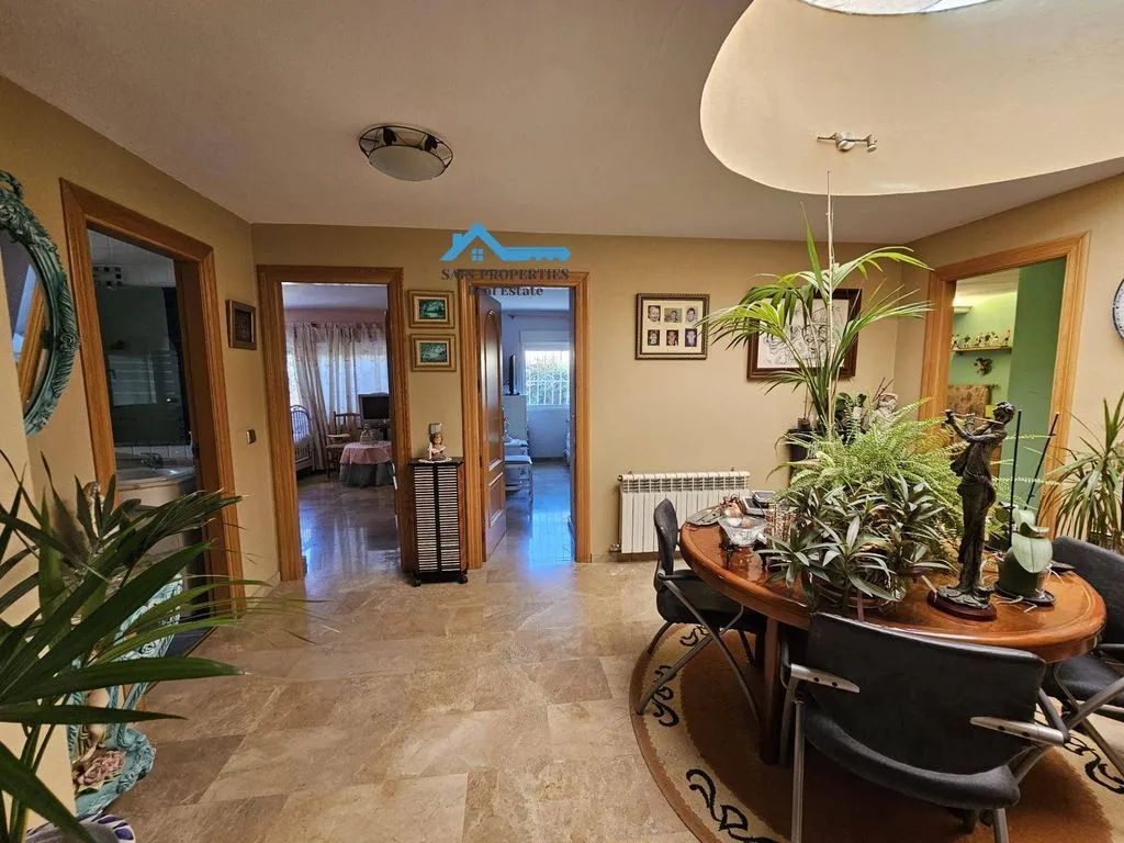 Söögituba - Luxury Villa with Pool in Colonia Escandinavia