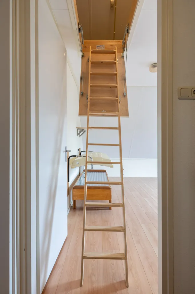 Rooms - Dwelling with Garden on Moleplaat in Leeuwarden
