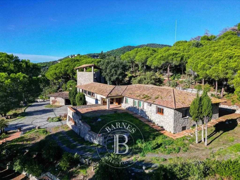 Õhuvaade - Luxury House with Sea Views in Premià de Dalt