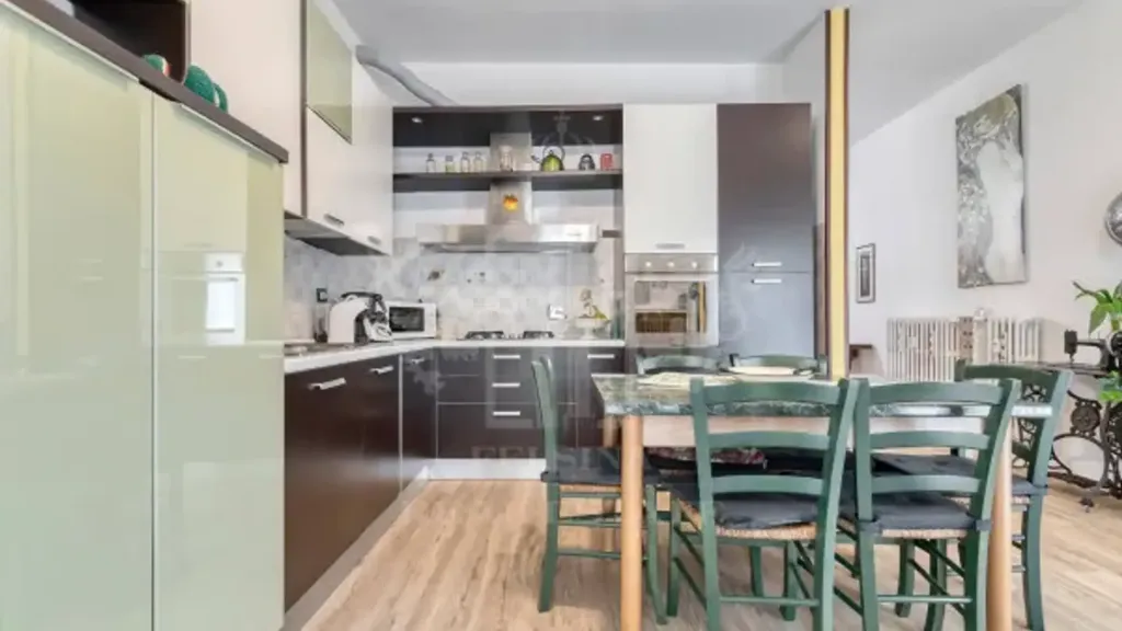 Söögituba - Rustic-Style Apartment with Private Garden in Imola