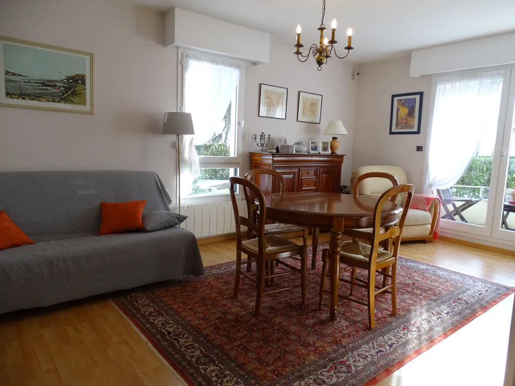 Salle à manger - Appartement 3 Pièces avec Services à Le Chesnay