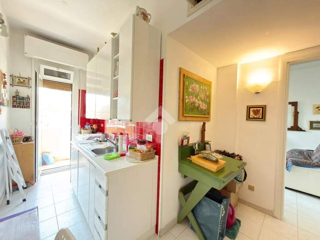 Köök - Studio with Balcony in Via Iberia, Rome