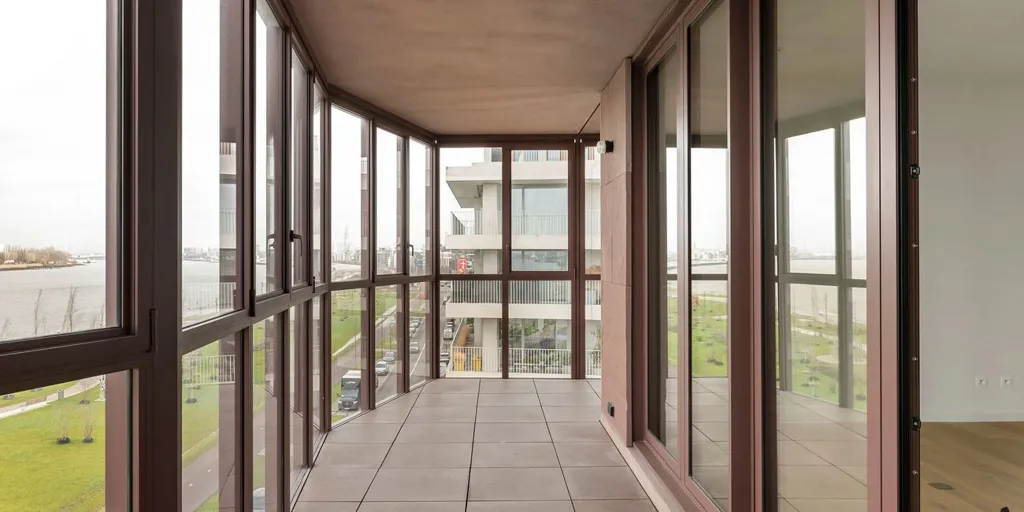 Rõdu - Luxury Apartment with Scheldt View in Antwerp